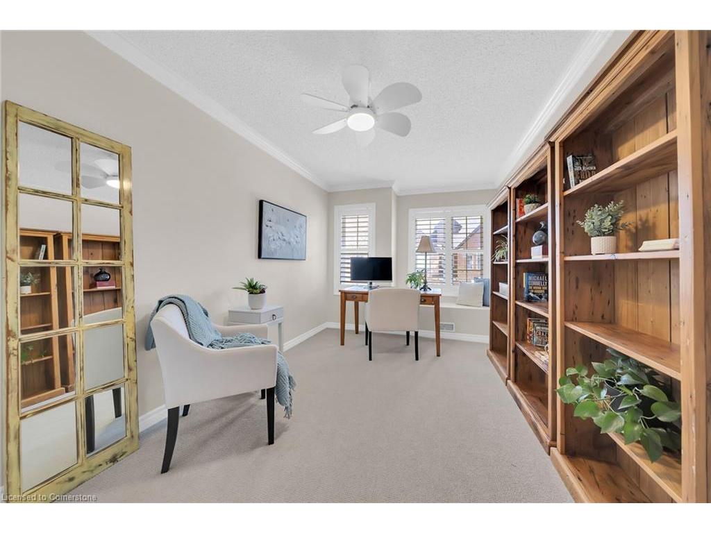 









300


Ravineview

Way, 41,
Oakville,




ON
L6H 7J2


