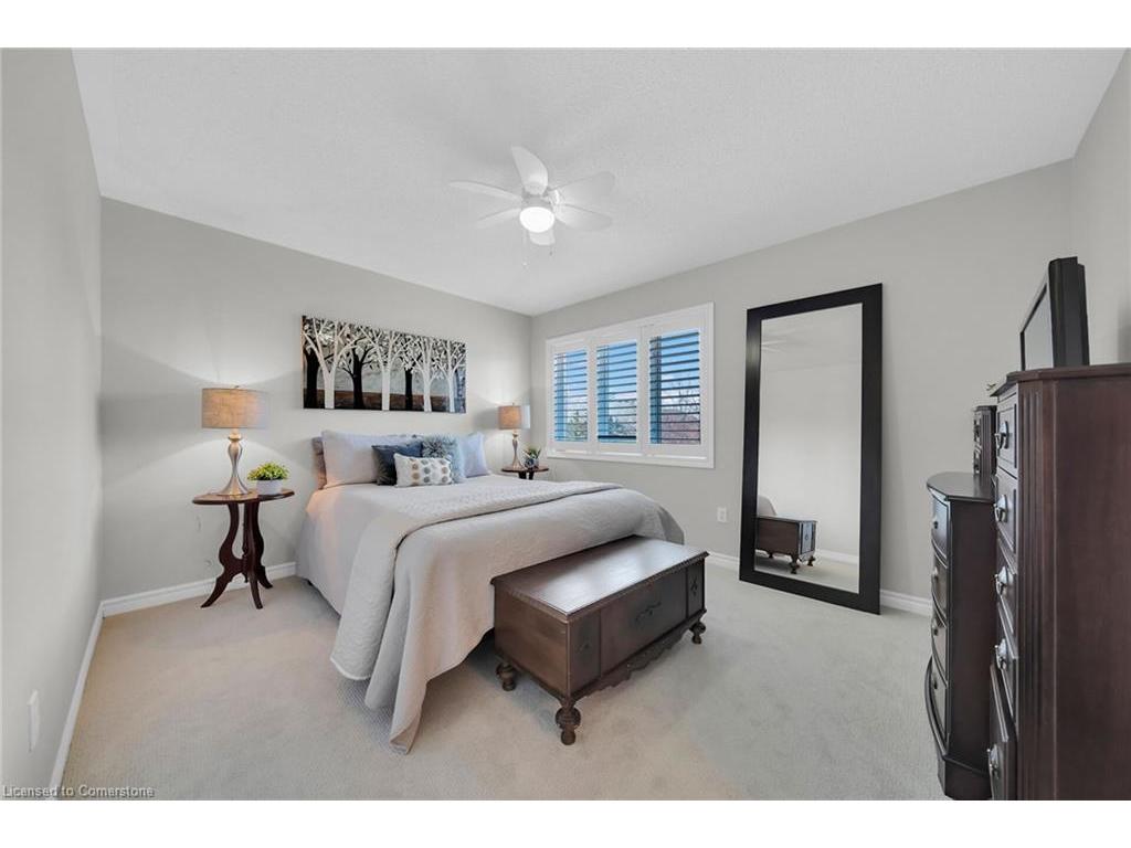 









300


Ravineview

Way, 41,
Oakville,




ON
L6H 7J2

