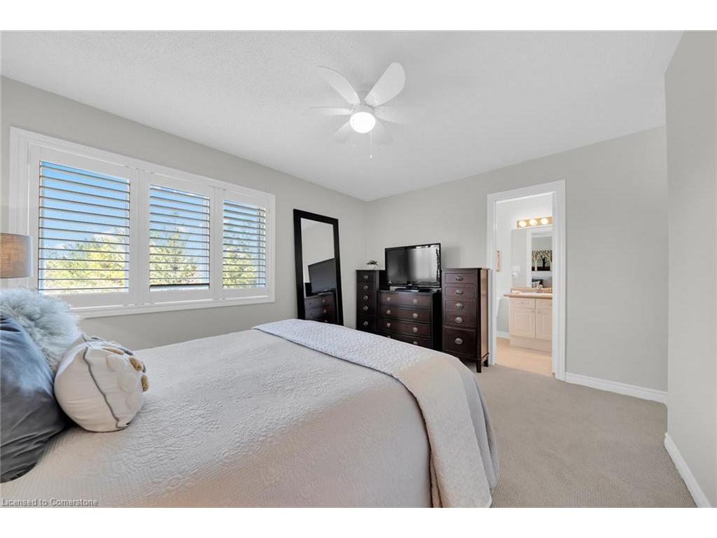 









300


Ravineview

Way, 41,
Oakville,




ON
L6H 7J2

