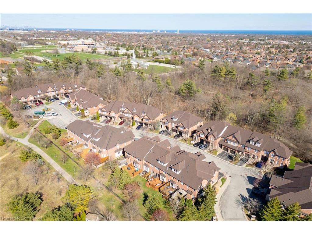 









300


Ravineview

Way, 41,
Oakville,




ON
L6H 7J2

