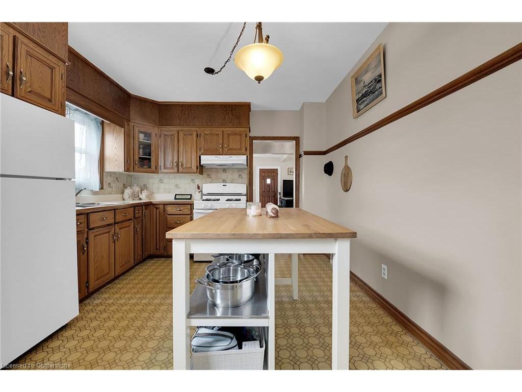 









84


Bell

Street,
Port Colborne,




ON
L3K 1H6

