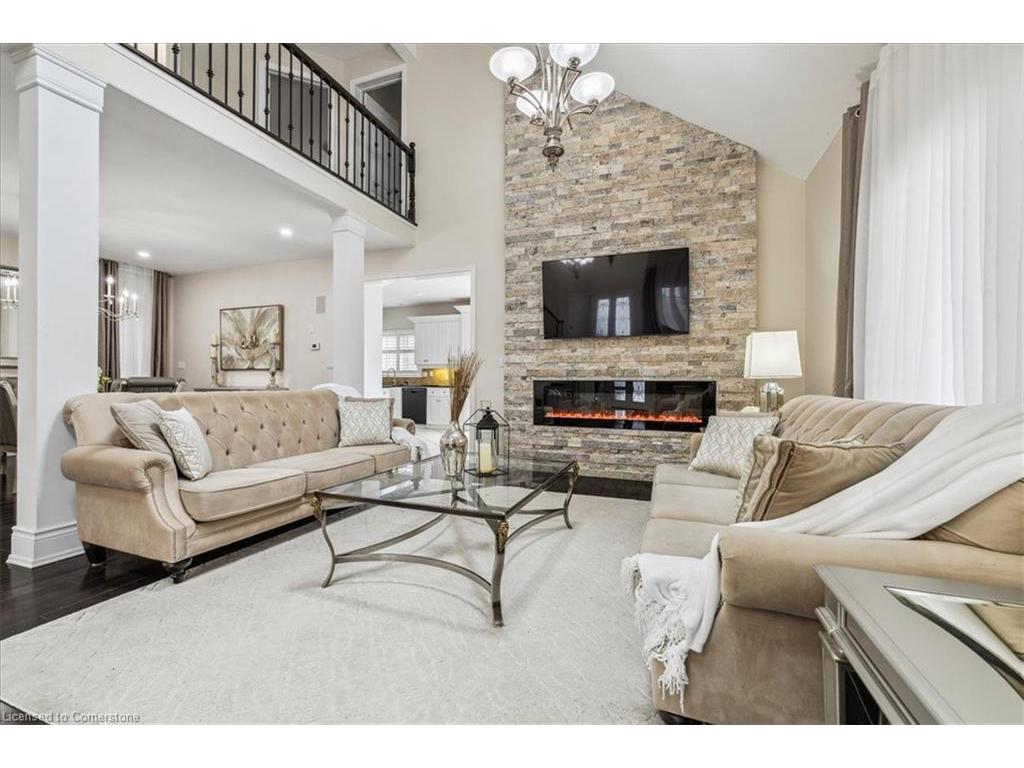 









82


Dulgaren

Street,
Hamilton,




ON
L8W 3Y8

