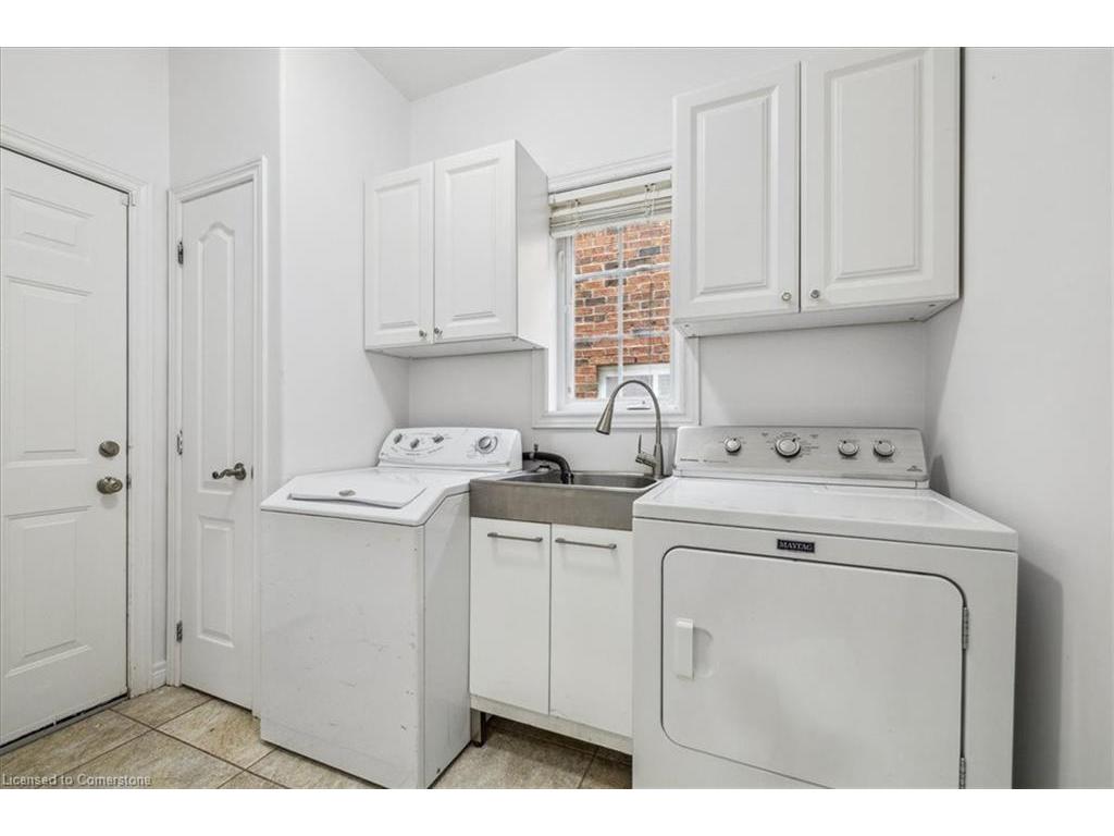 









82


Dulgaren

Street,
Hamilton,




ON
L8W 3Y8

