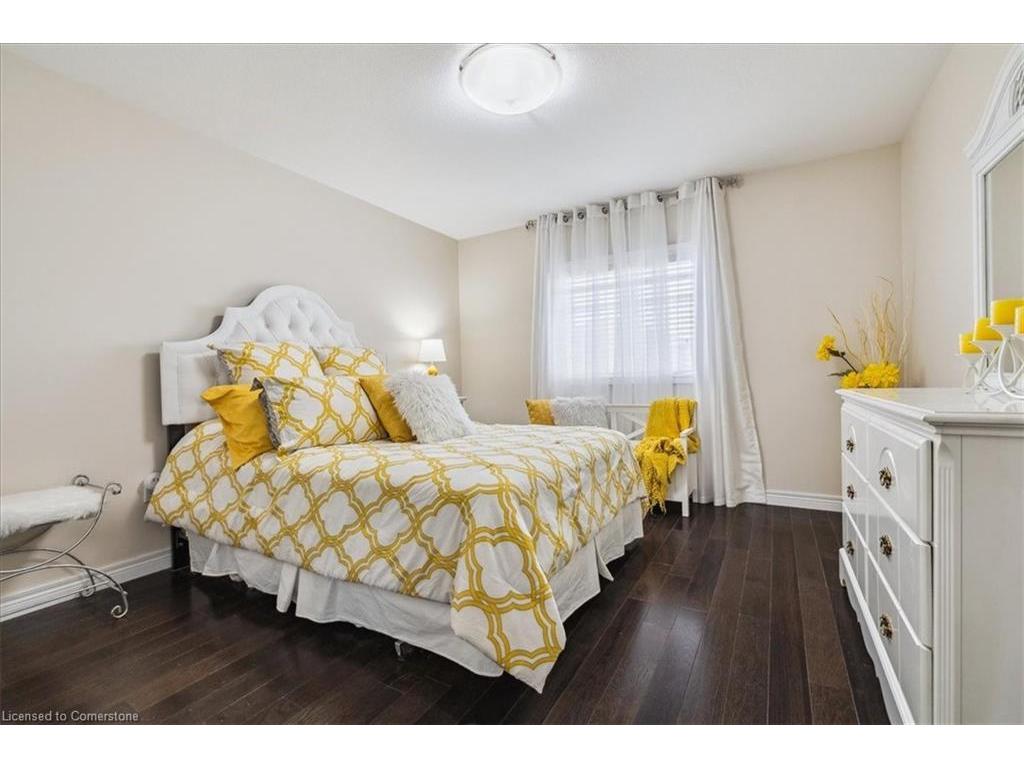 









82


Dulgaren

Street,
Hamilton,




ON
L8W 3Y8

