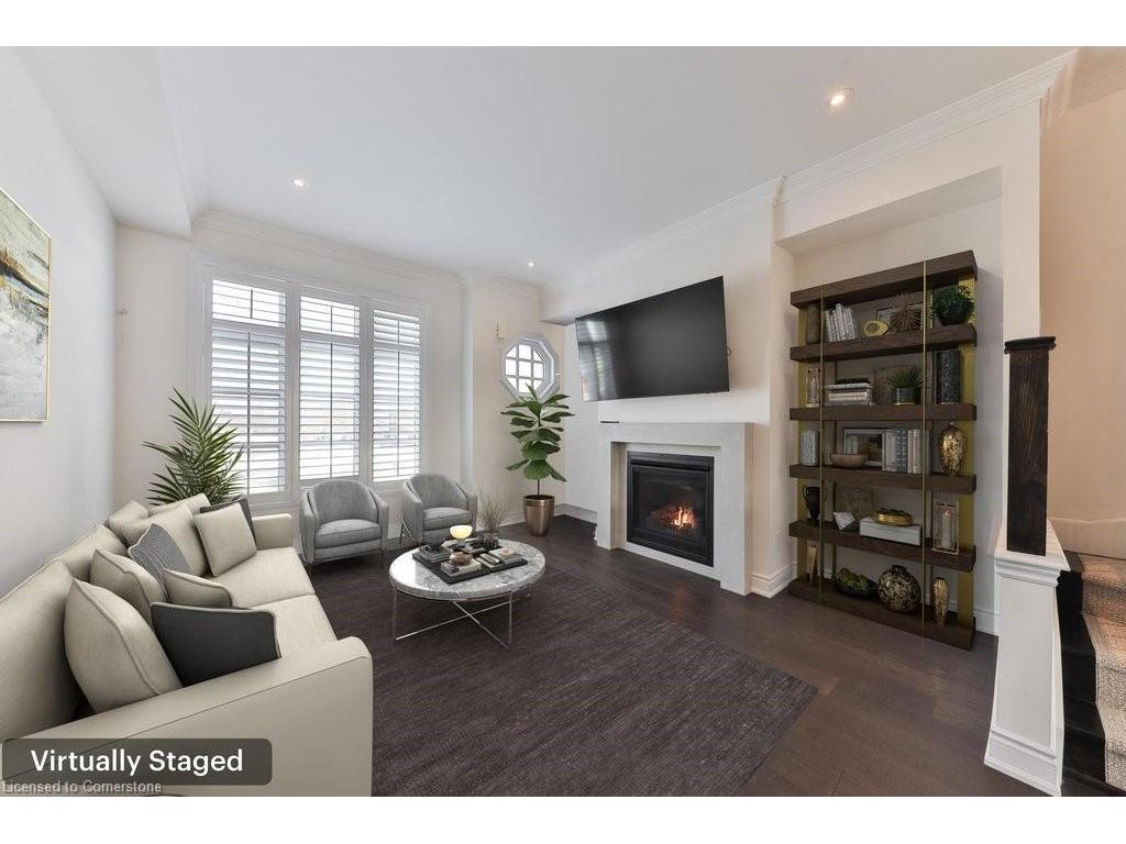 









2160


Trafalgar

Road, 10,
Oakville,




ON
L6H 7H2

