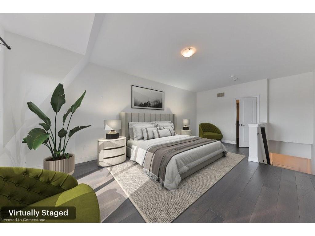 









2160


Trafalgar

Road, 10,
Oakville,




ON
L6H 7H2

