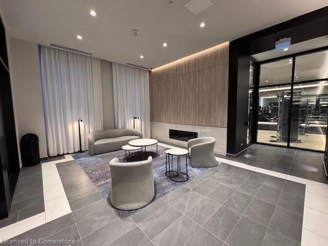 









1


Jarvis

Street, 401,
Hamilton,




ON
L8R 3J2


