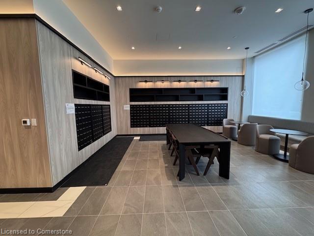 









1


Jarvis

Street, 401,
Hamilton,




ON
L8R 3J2

