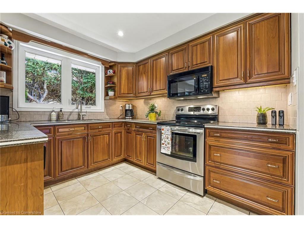 









296


Glen Afton

Drive,
Burlington,




ON
L7L 1H1

