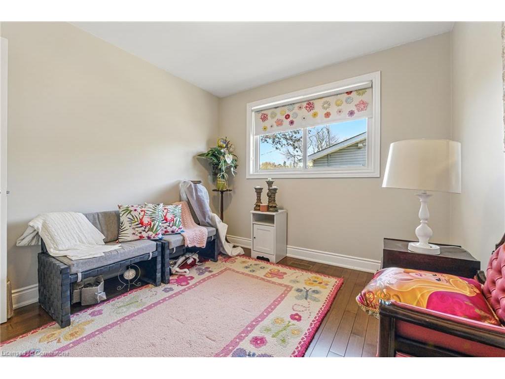 









296


Glen Afton

Drive,
Burlington,




ON
L7L 1H1

