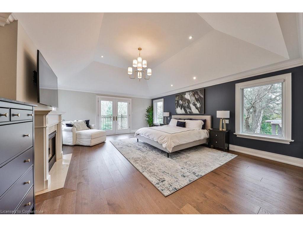









1257


Tecumseh Park

Drive,
Mississauga,




ON
L5H 2W5

