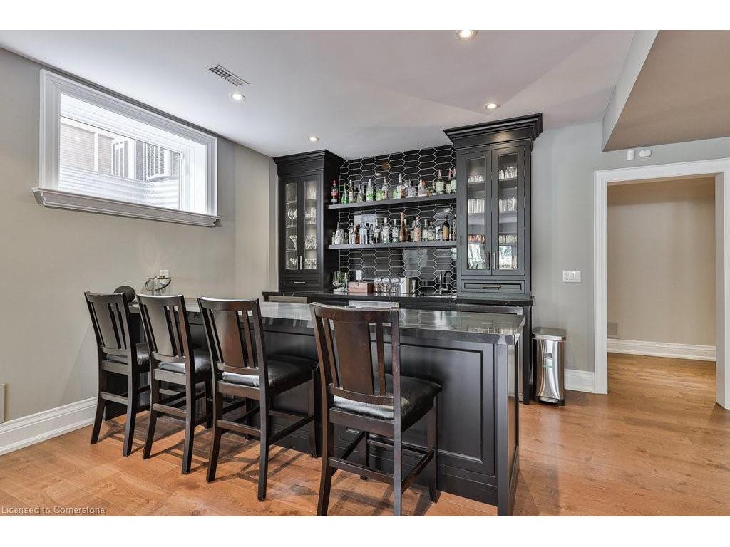 









1257


Tecumseh Park

Drive,
Mississauga,




ON
L5H 2W5


