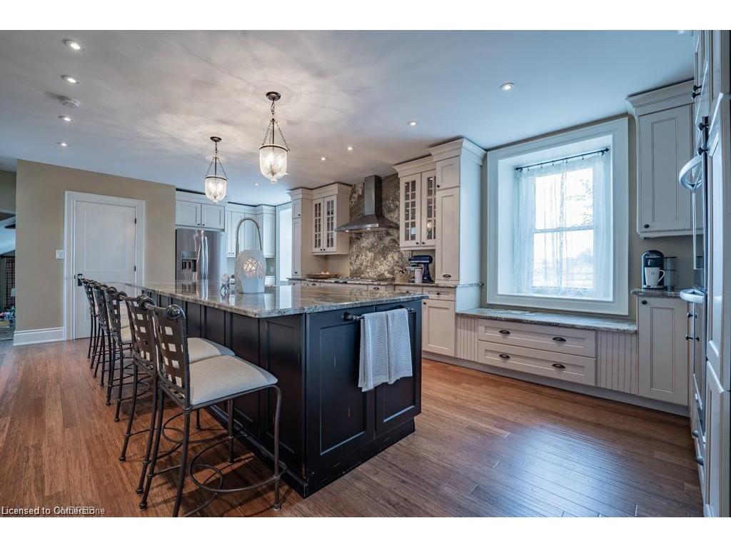 









4197


Walkers

Line,
Burlington,







ON
L7M 0Y3

