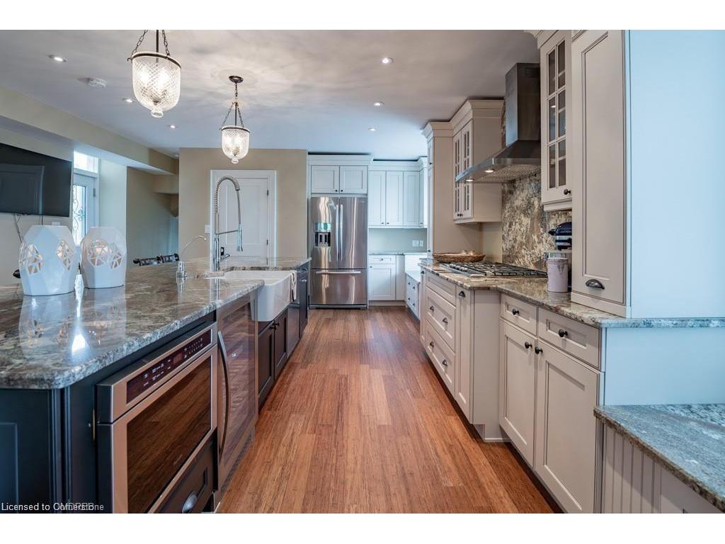 









4197


Walkers

Line,
Burlington,







ON
L7M 0Y3

