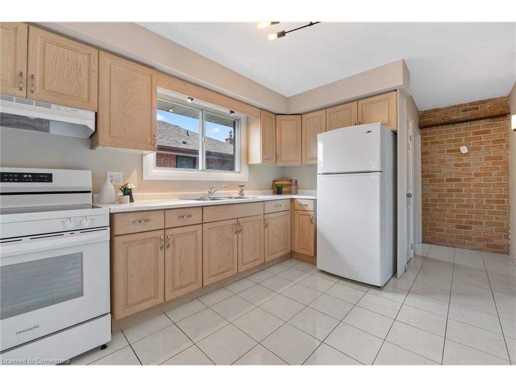 









131


Sanatorium

Road,
Hamilton,




ON
L9C 1Y9

