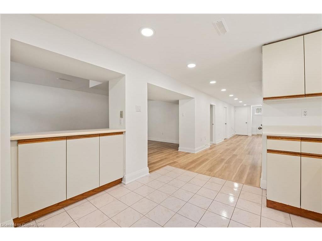 









131


Sanatorium

Road,
Hamilton,




ON
L9C 1Y9


