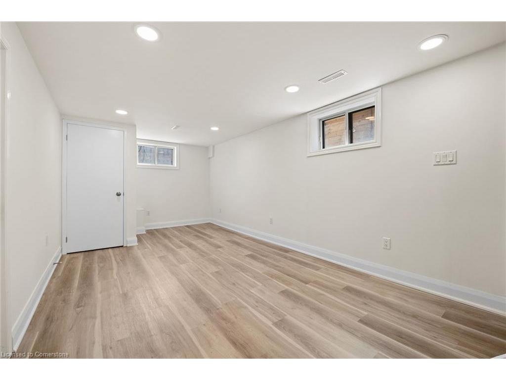 









131


Sanatorium

Road,
Hamilton,




ON
L9C 1Y9

