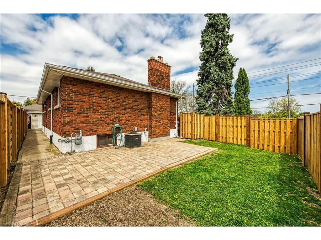 









131


Sanatorium

Road,
Hamilton,




ON
L9C 1Y9


