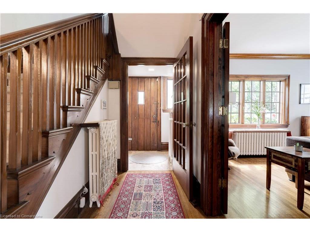 









8


Turner

Avenue,
Hamilton,




ON
L8P 3K5

