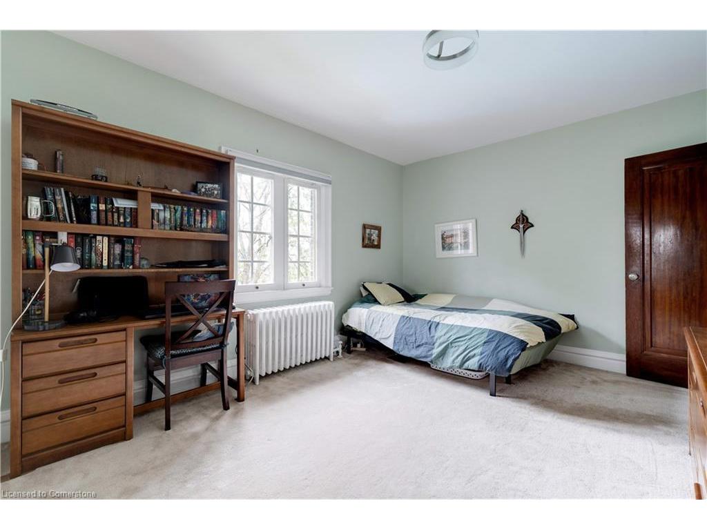 









8


Turner

Avenue,
Hamilton,




ON
L8P 3K5

