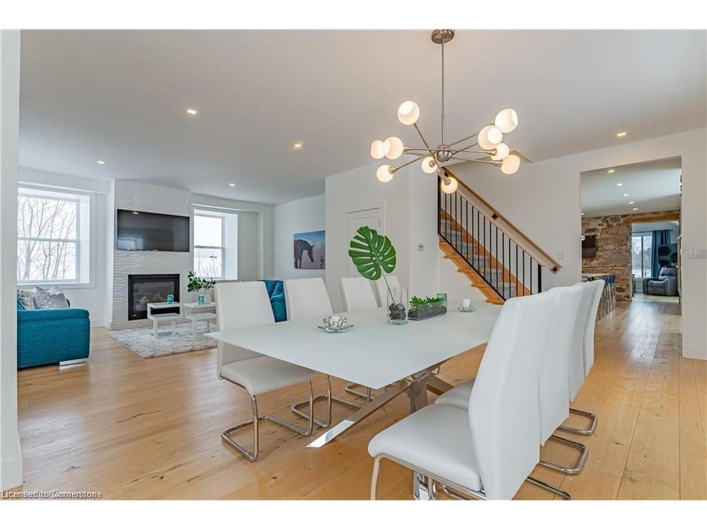 









1748


Centre

Road,
Flamborough,







ON
L8N 2Z7

