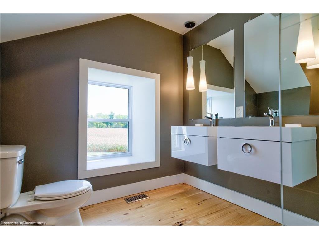 









1748


Centre

Road,
Flamborough,







ON
L8N 2Z7

