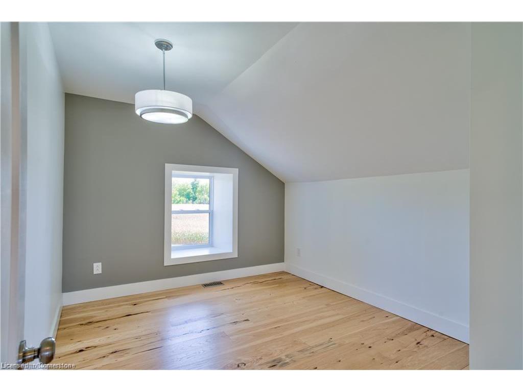 









1748


Centre

Road,
Flamborough,







ON
L8N 2Z7

