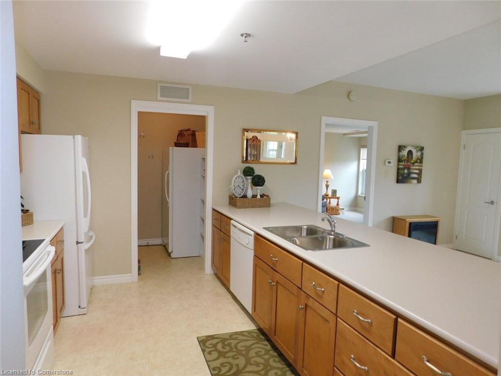 









317


Lock

Street West, 316,
Dunnville,




ON
N1A 0A1

