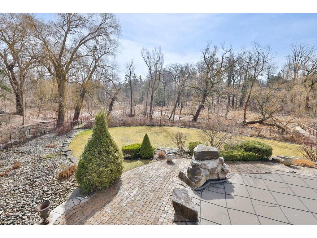 









1292


Contour

Drive,
Mississauga,




ON
L5H 1B2

