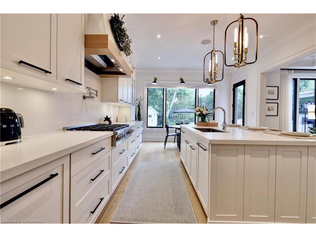 









179


Douglas

Avenue,
Oakville,




ON
L6J 3R9

