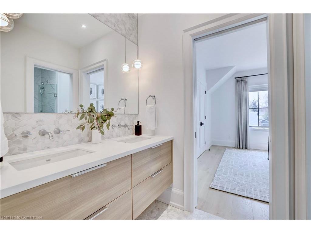 









179


Douglas

Avenue,
Oakville,




ON
L6J 3R9

