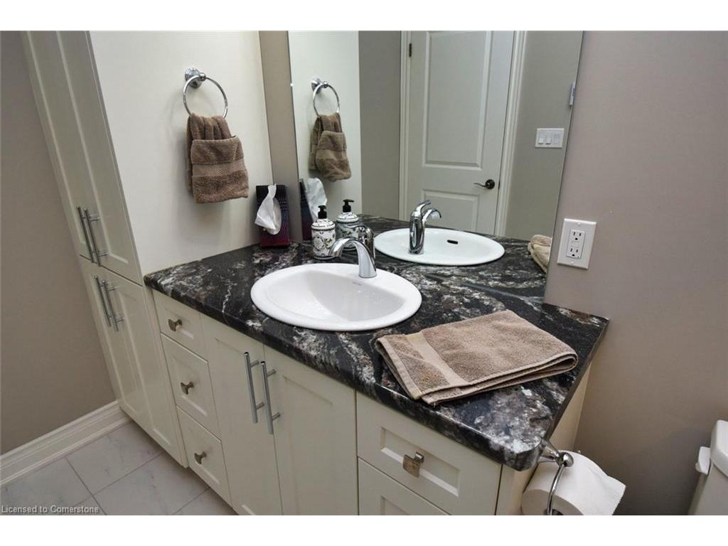 









3300


Culp

Road, 5,
Vineland Station,




ON
L0R 2E0


