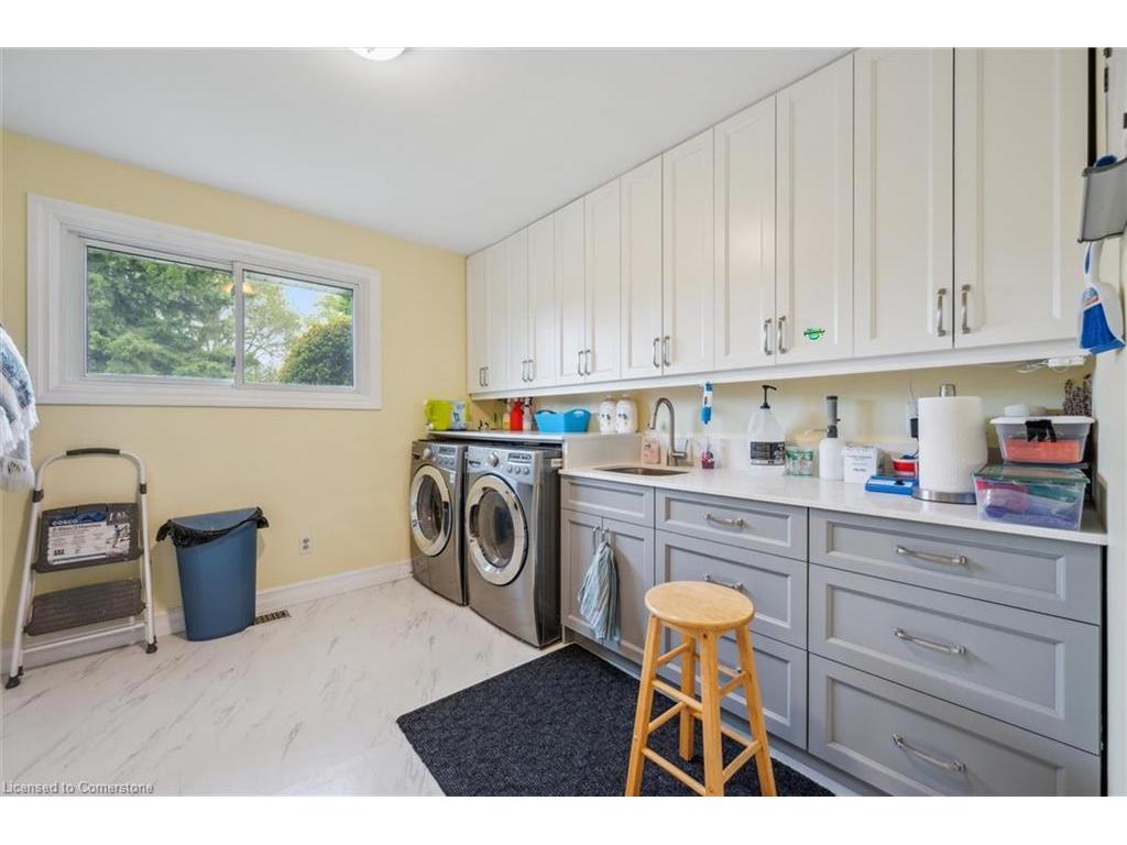 









5814


Second

Line East,
Guelph/Eramosa,




ON
N0B 1B0

