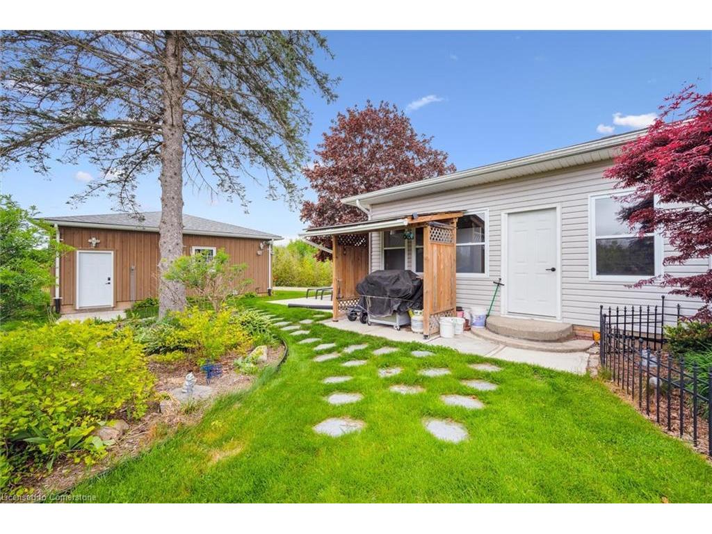 









5814


Second

Line East,
Guelph/Eramosa,




ON
N0B 1B0

