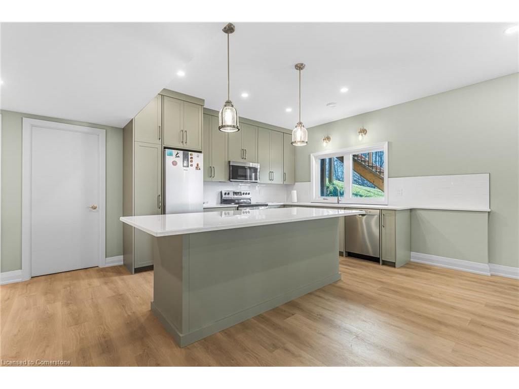 









4844


Cherry

Avenue North,
Lincoln,




ON
L0R 1B1

