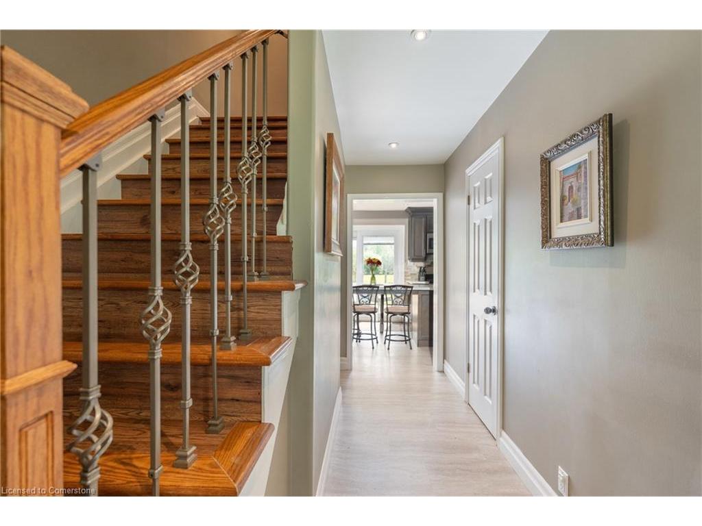 









904


Robinson

Road,
Dunnville,




ON
N1A 2W1


