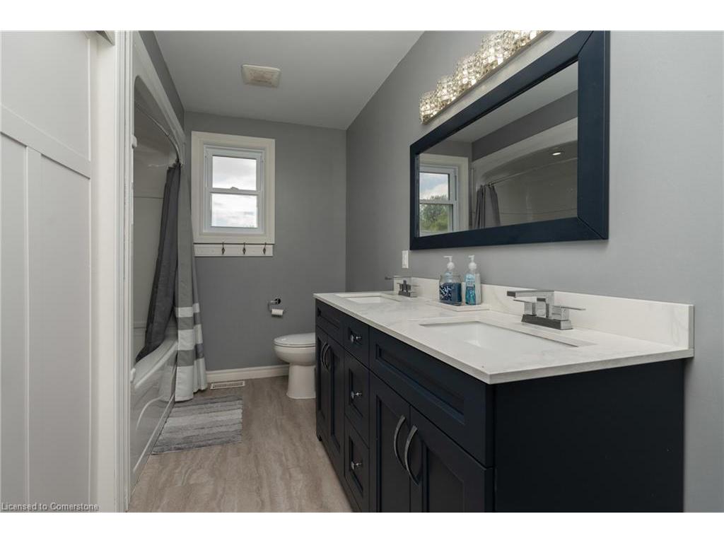









904


Robinson

Road,
Dunnville,




ON
N1A 2W1

