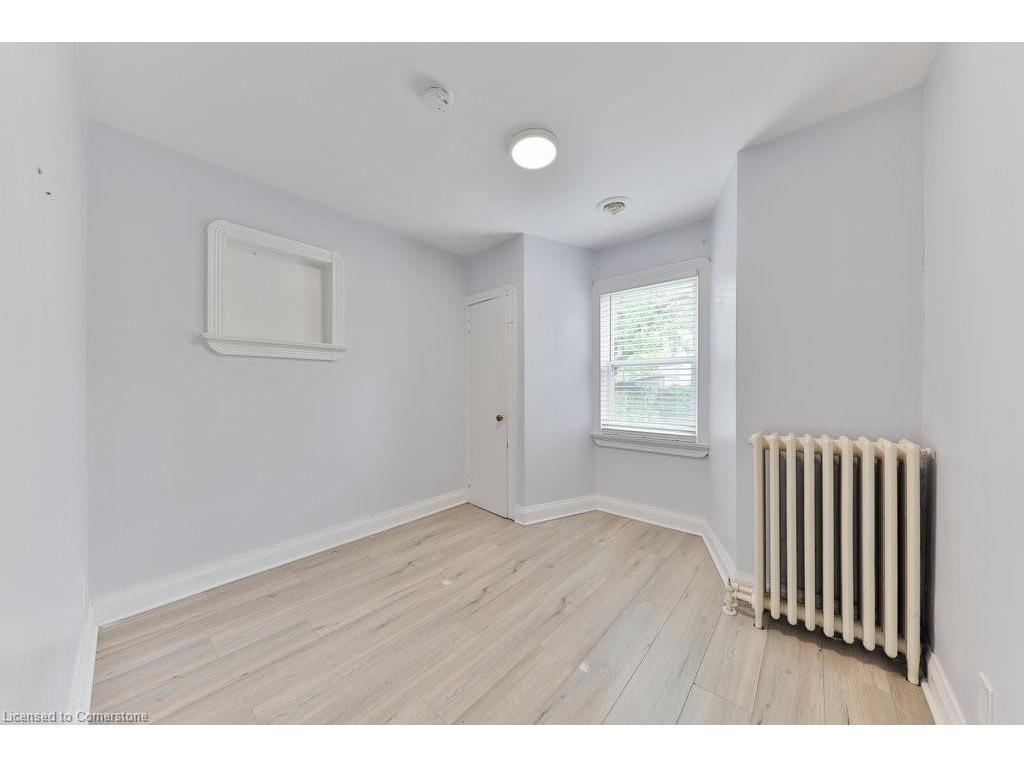 









409


Mortimer

Avenue,
Toronto,




ON
M4J 2E8

