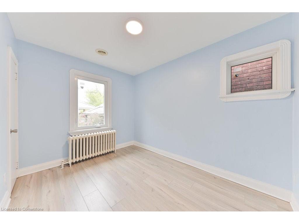 









409


Mortimer

Avenue,
Toronto,




ON
M4J 2E8

