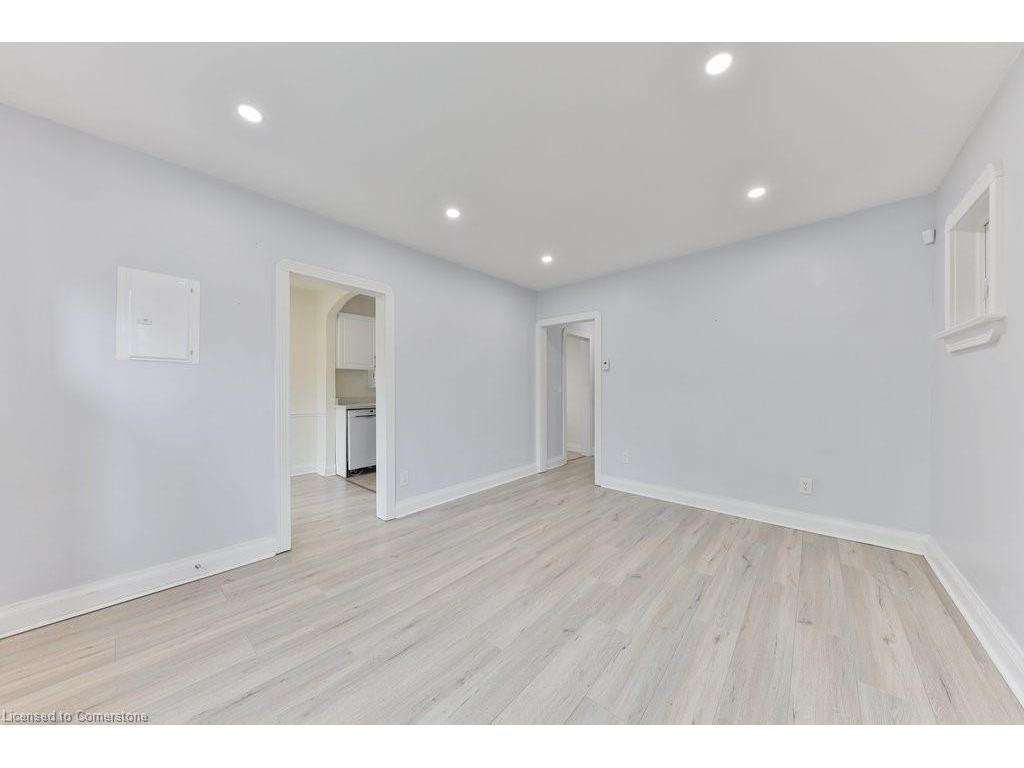 









409


Mortimer

Avenue,
Toronto,




ON
M4J 2E8

