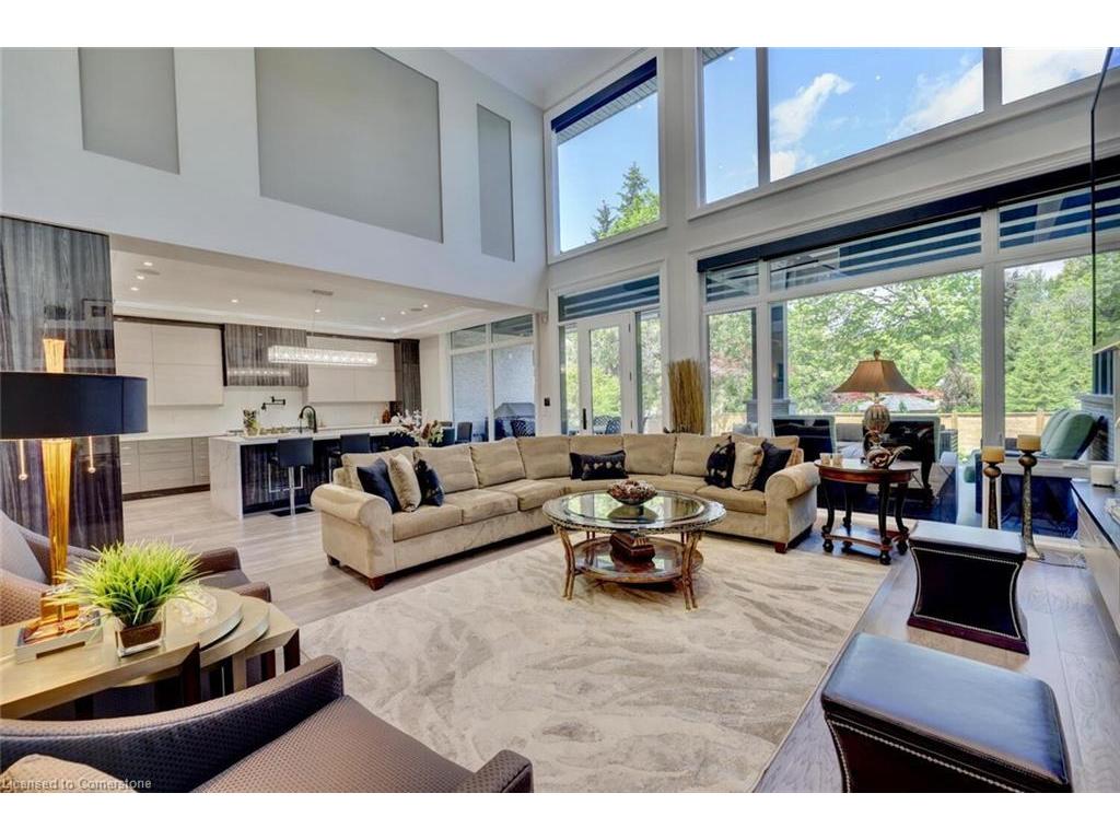 









533


Carson

Lane,
Oakville,




ON
L6J 6M3

