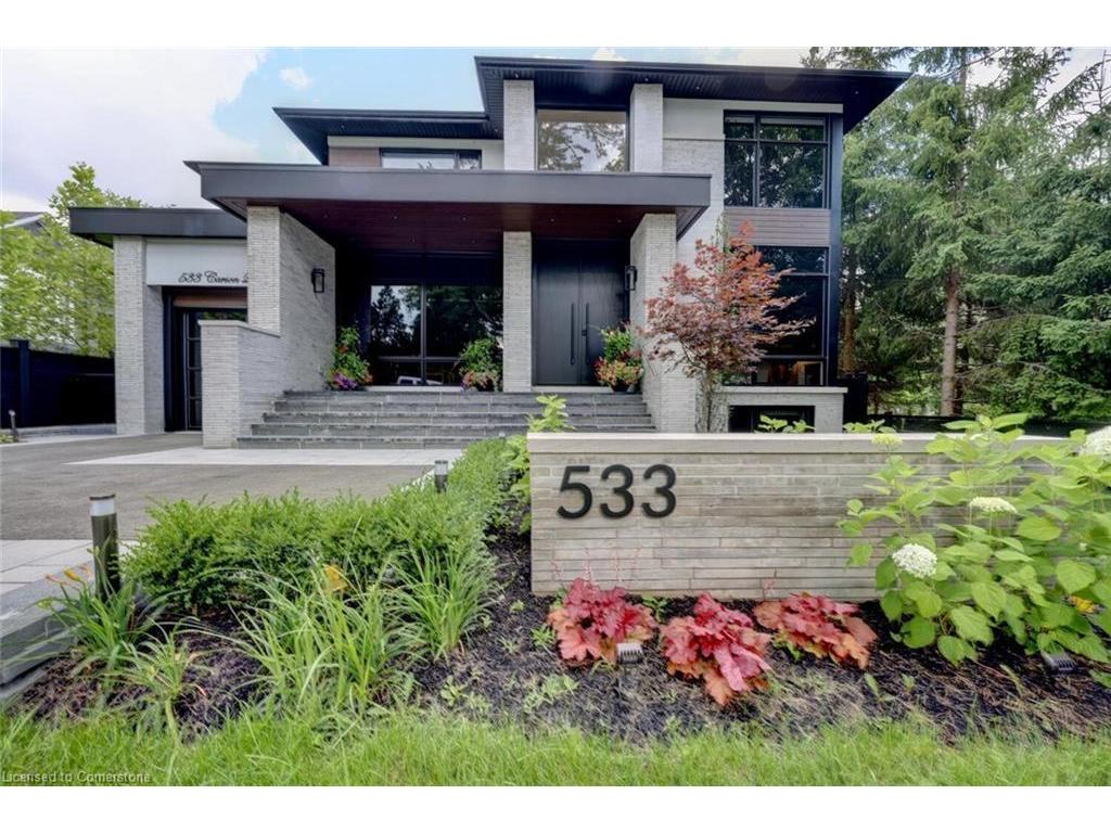 









533


Carson

Lane,
Oakville,




ON
L6J 6M3

