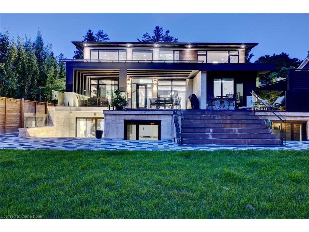 









533


Carson

Lane,
Oakville,




ON
L6J 6M3

