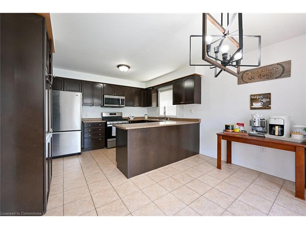 









22


Bates

Avenue,
Hamilton,




ON
L0R 1P0

