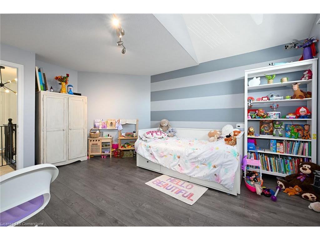 









22


Bates

Avenue,
Hamilton,




ON
L0R 1P0

