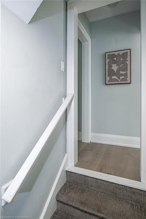 









3


Oakwood

Place,
Hamilton,




ON
L8S 4C9

