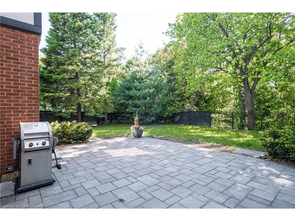 









3


Oakwood

Place,
Hamilton,




ON
L8S 4C9

