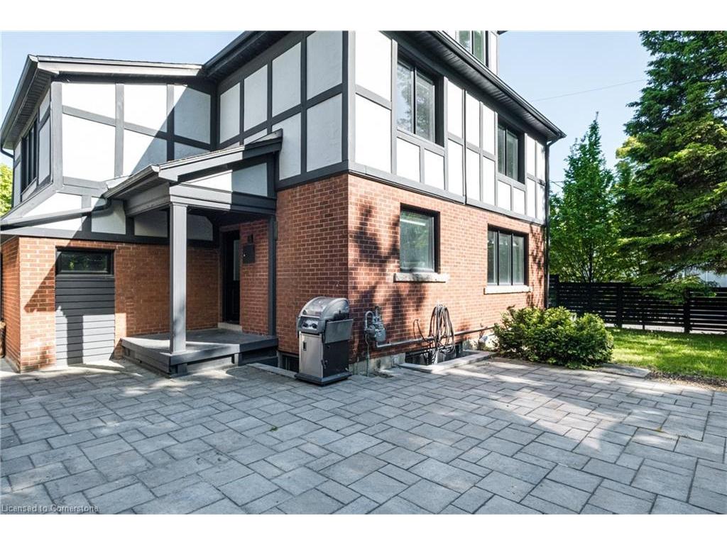 









3


Oakwood

Place,
Hamilton,




ON
L8S 4C9

