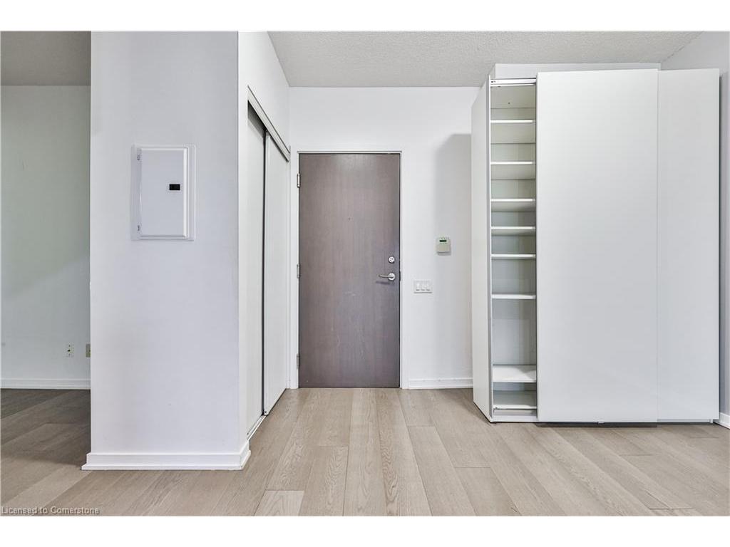 









103


The Queensway

, 1416,
Toronto,




ON
M6S 5B3


