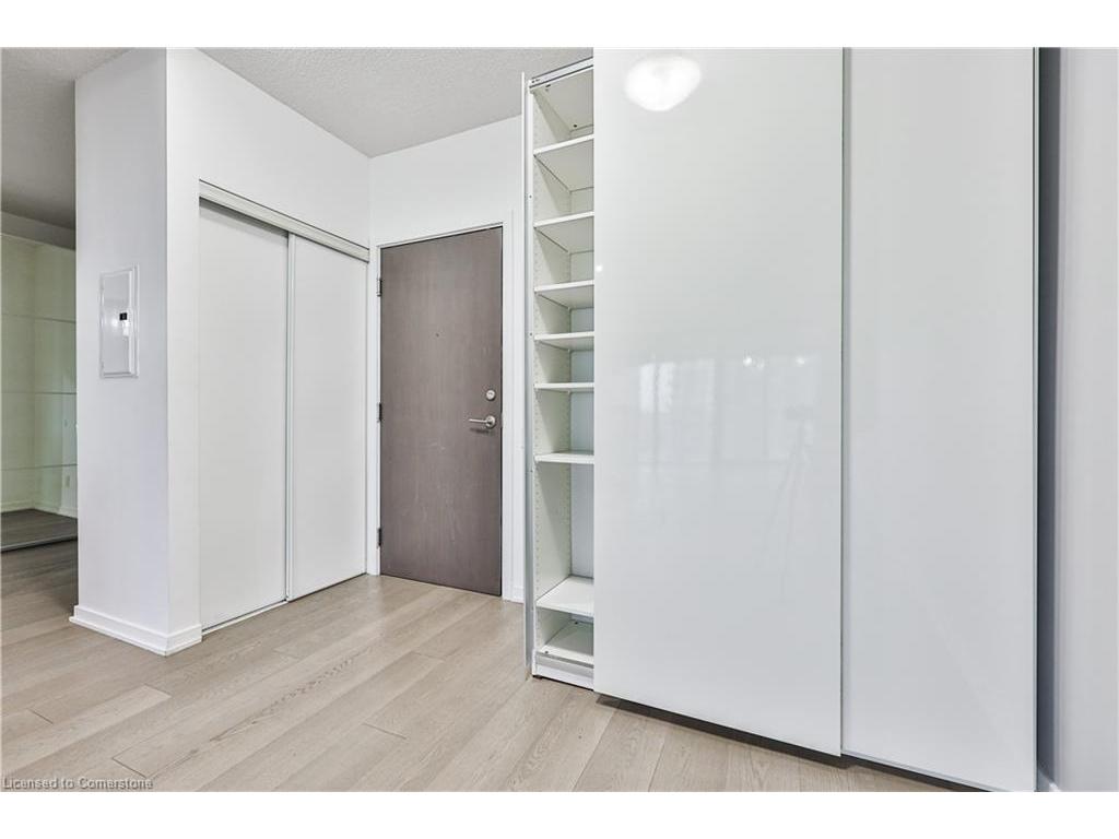 









103


The Queensway

, 1416,
Toronto,




ON
M6S 5B3

